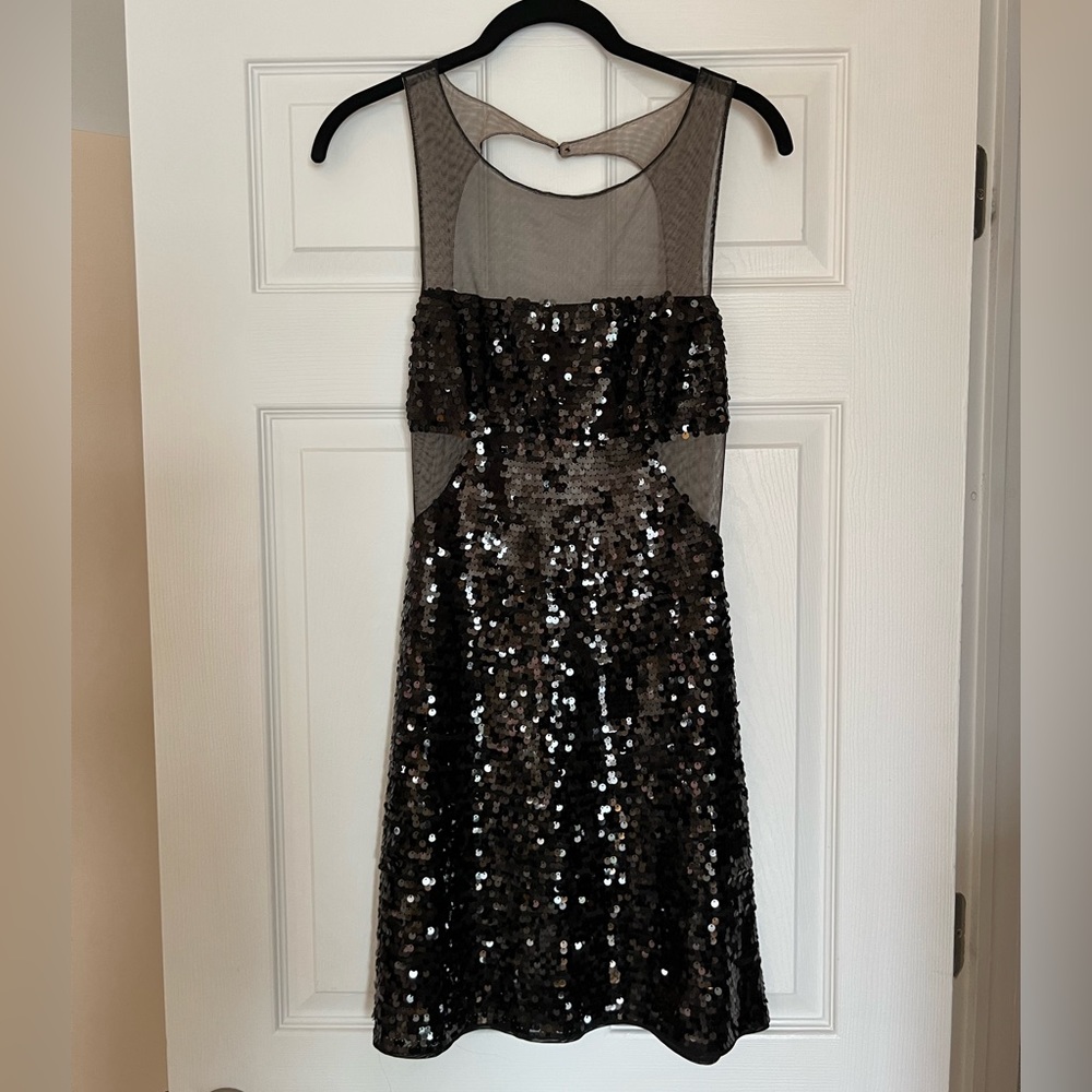 BCBGMAXAZRIA Sequin Dress size Small - Picture 1 of 6